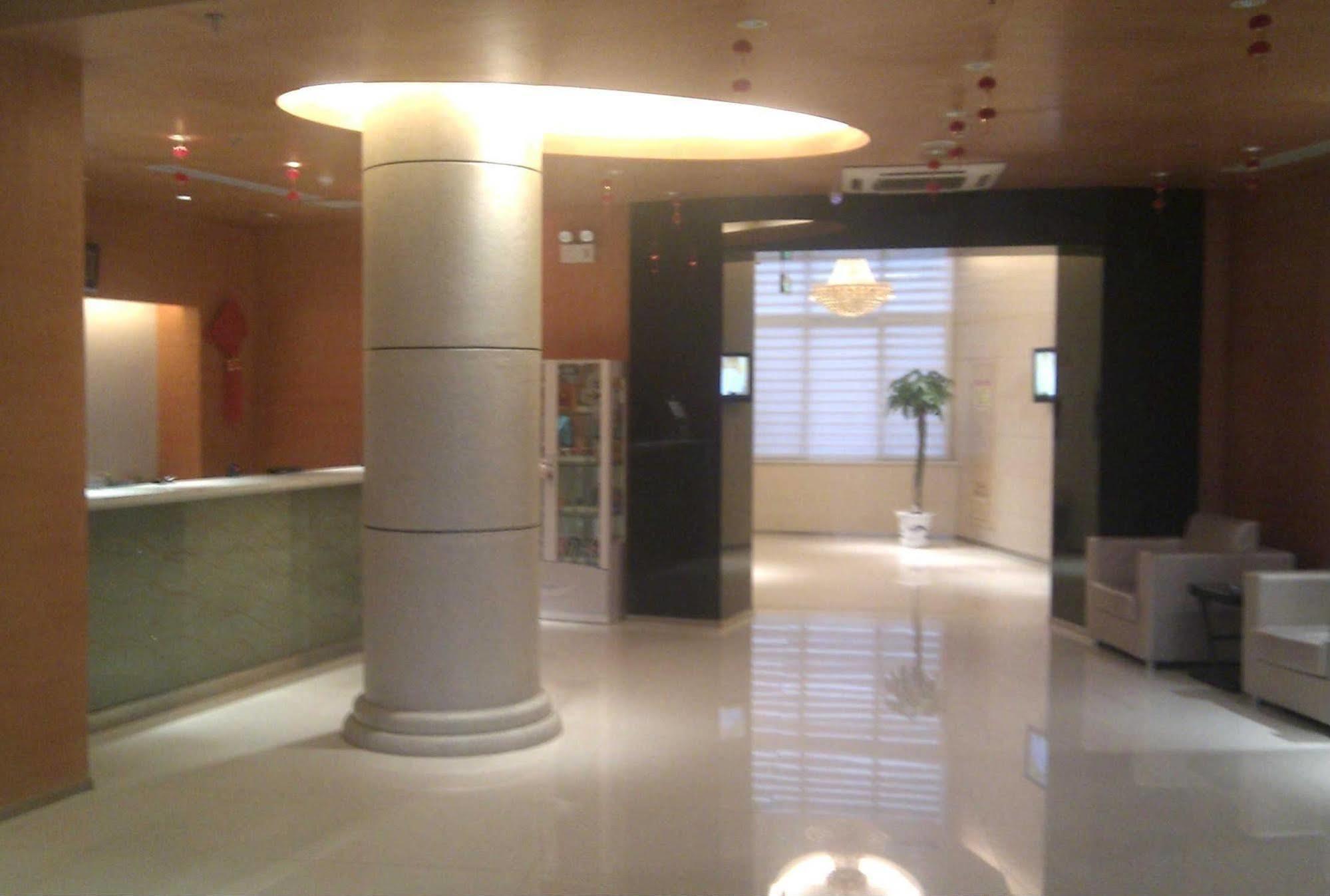 Jinjiang Inn Zibo Zichuan Tongqian Square Exterior photo